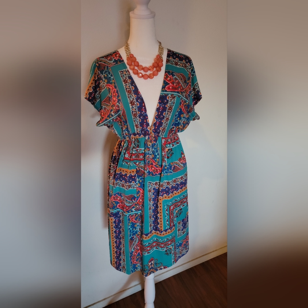 Dress - Picture 7 of 7